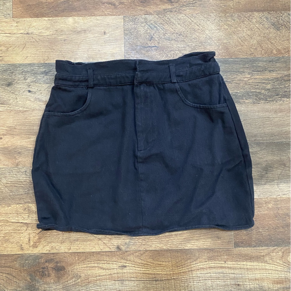 Blush Boutique Black Mini Skirt (M)